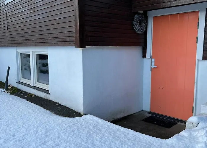 Welcome To The With The Orange Door Apartamento Tromsø
