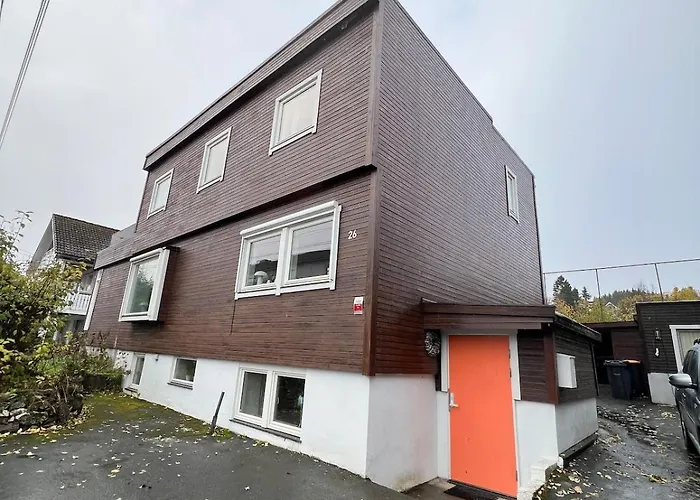 Welcome To The With The Orange Door Apartament *